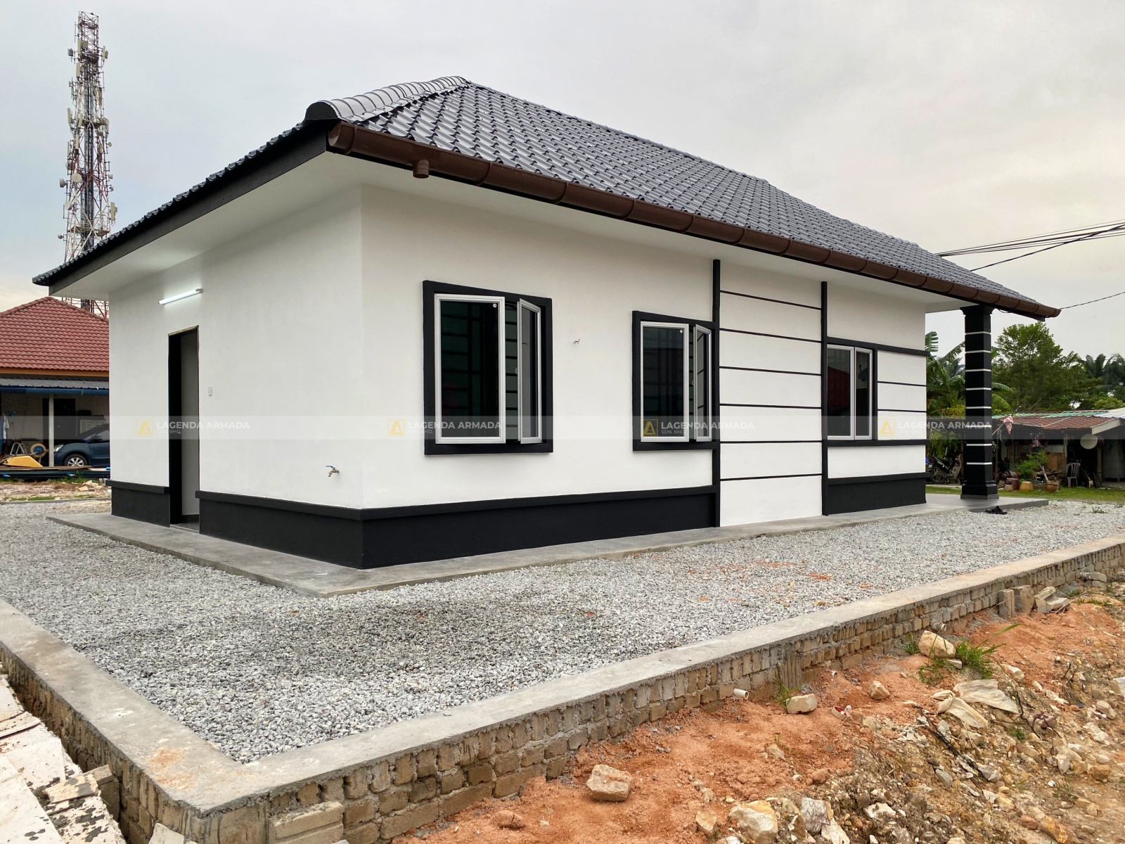 Lagenda Mawar (Encik Shukri)