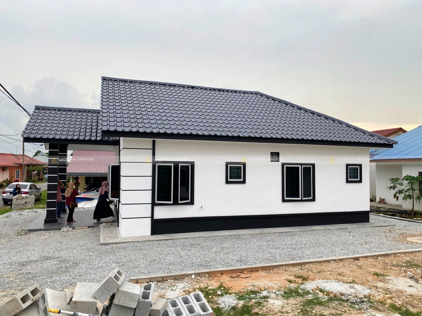 Lagenda Mawar (Encik Shukri)