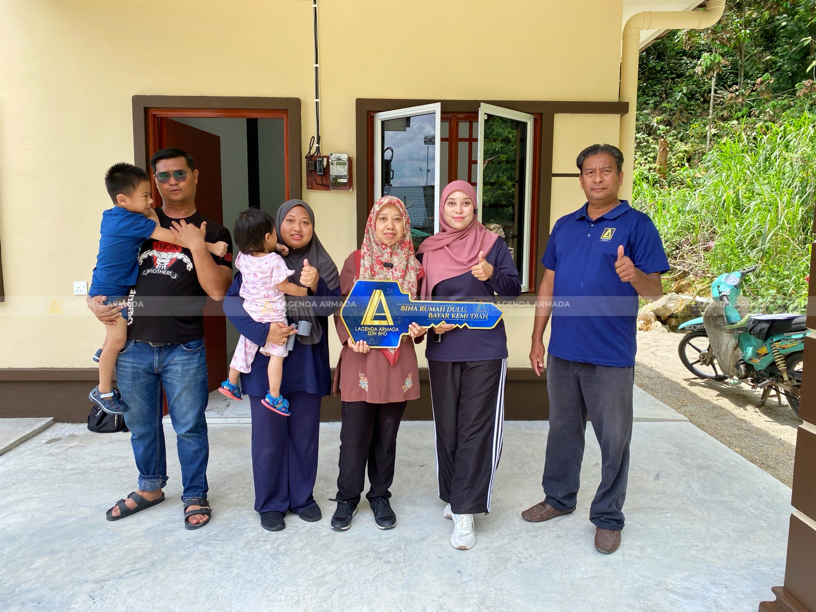 Lagenda Mawar (Puan Nazliza)