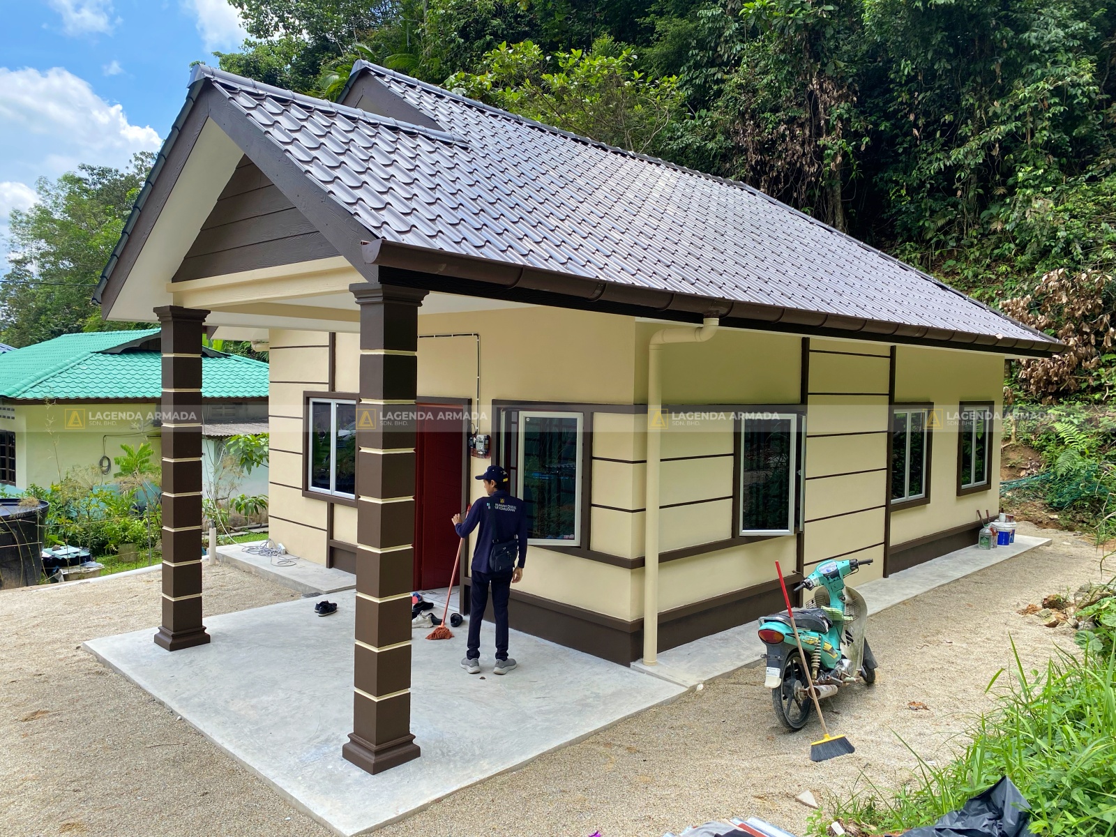 Lagenda Mawar (Puan Nazliza)