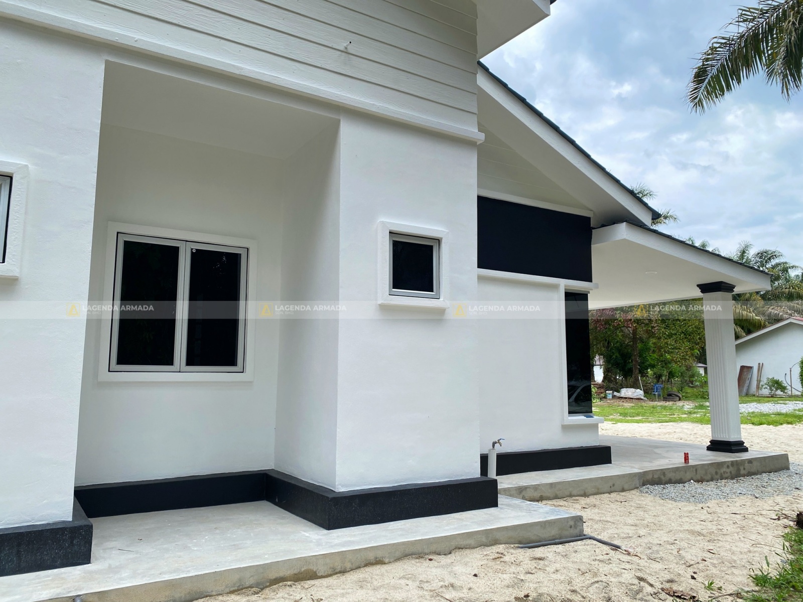 Lagenda Rumah Sewa Kembara (Puan Sima Azwa)